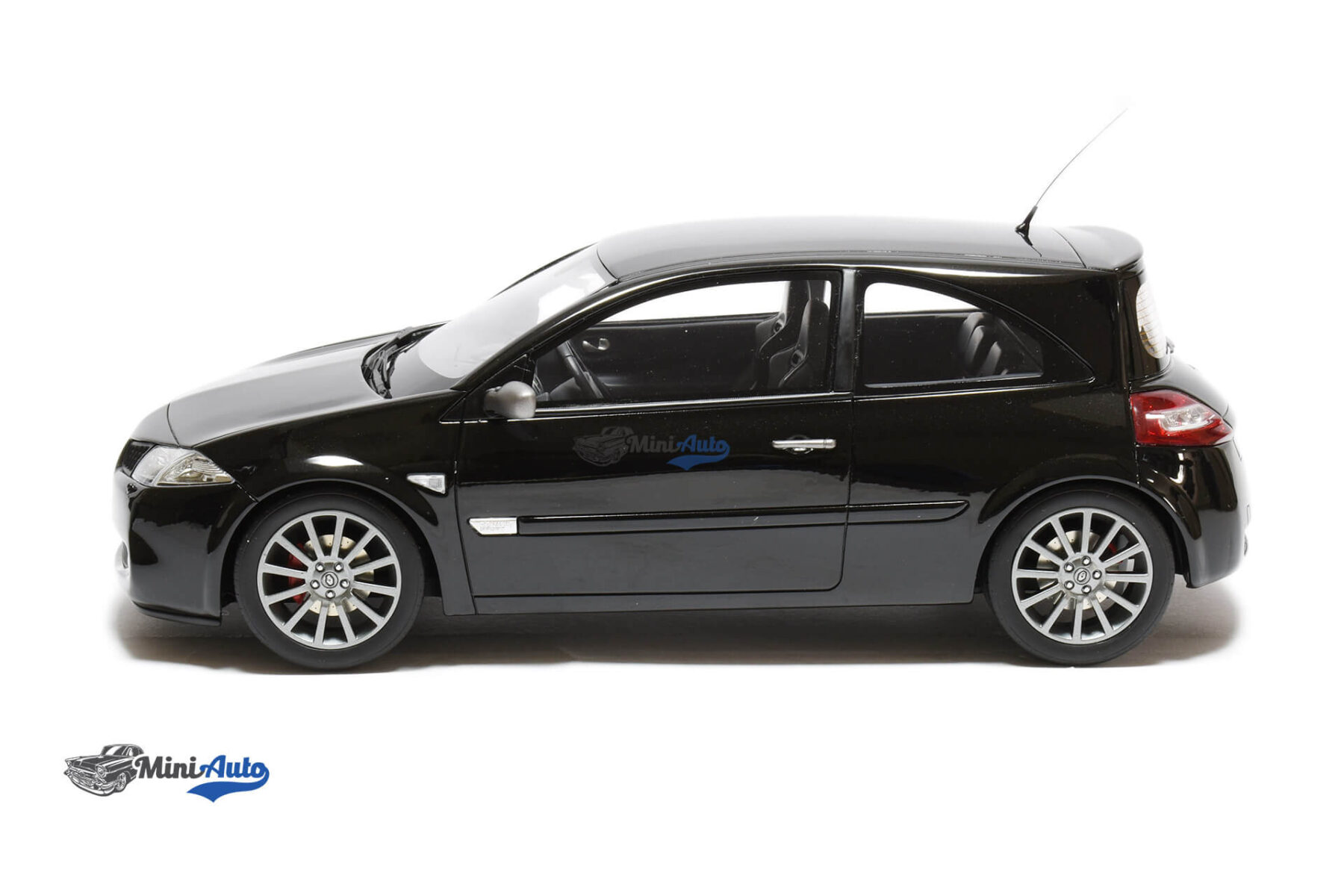 OT1054---Renault-Megane-Phase-2---2005---Black_3 Renault Megane Phase 2 - 2005 - Black - Image 3