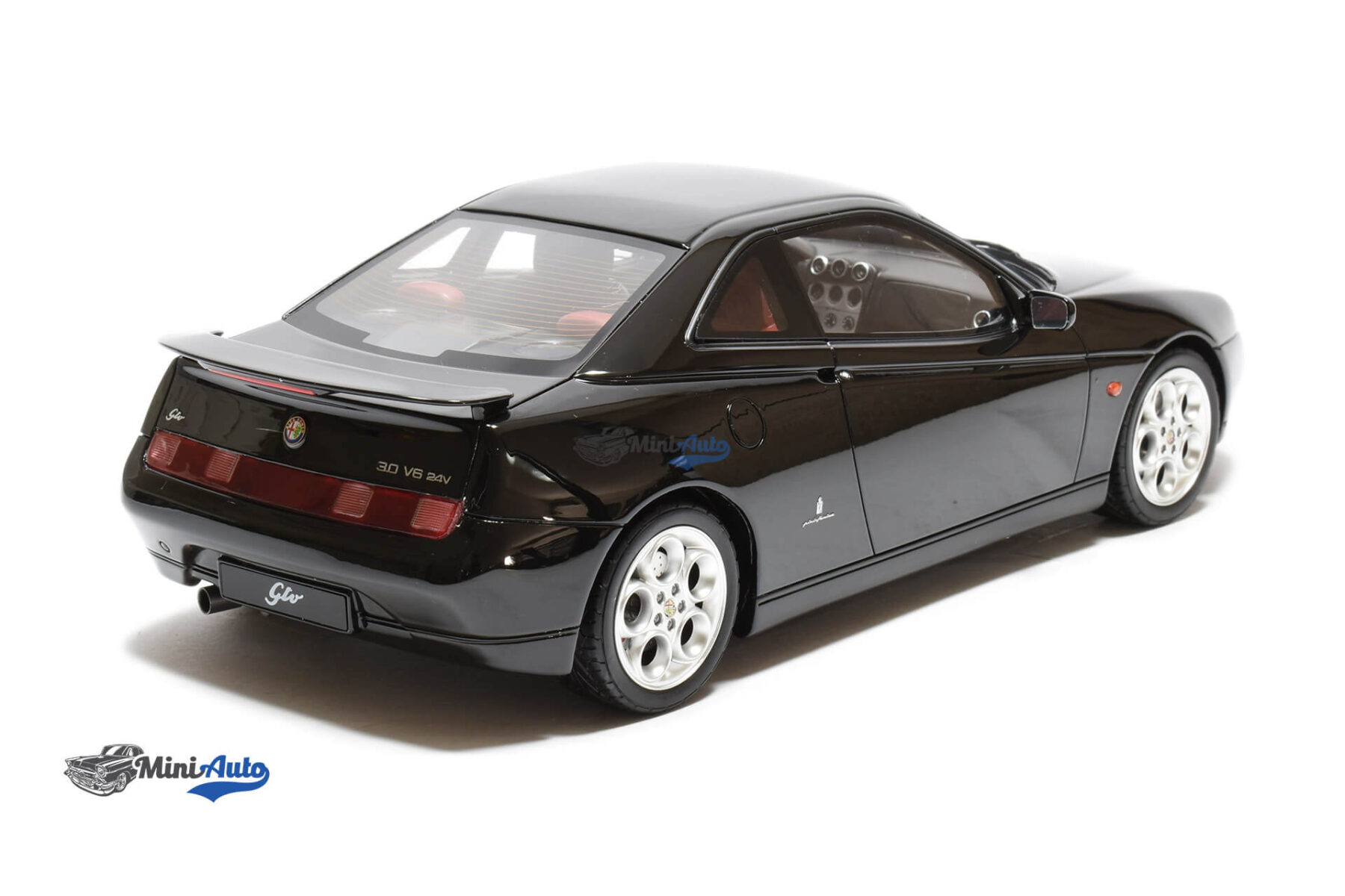 OT1057---Alfa-Romeo-GTV-V6---2000---Black_2 Alfa Romeo GTV V6 - 2000 - Black - Image 2
