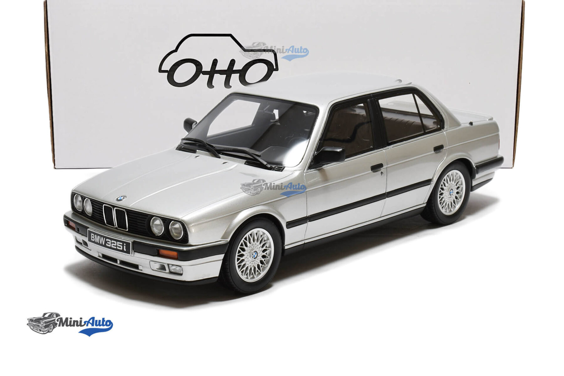BMW E30 325i - 1988 - Silver - Image 4