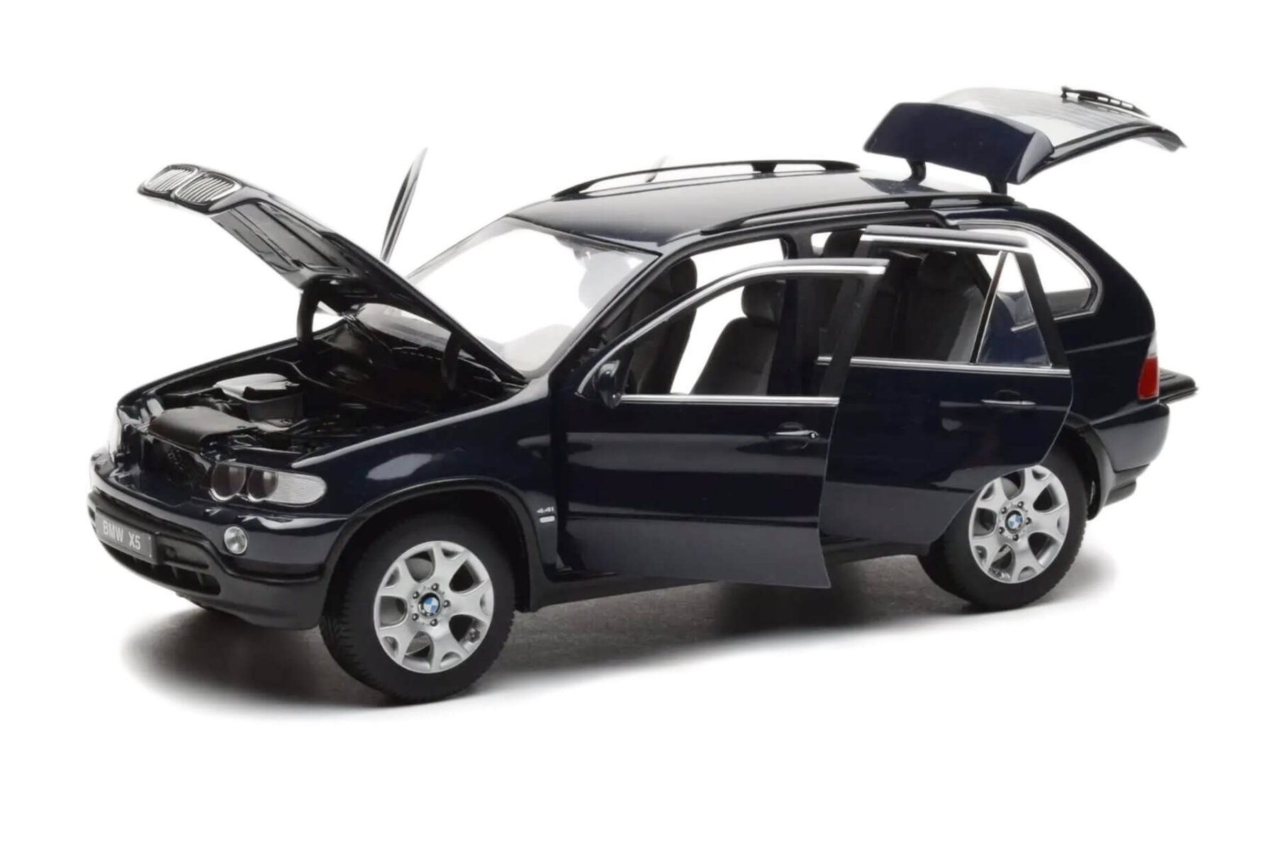 BMW X5 E53 - 2000 - Dark Blue - Image 2