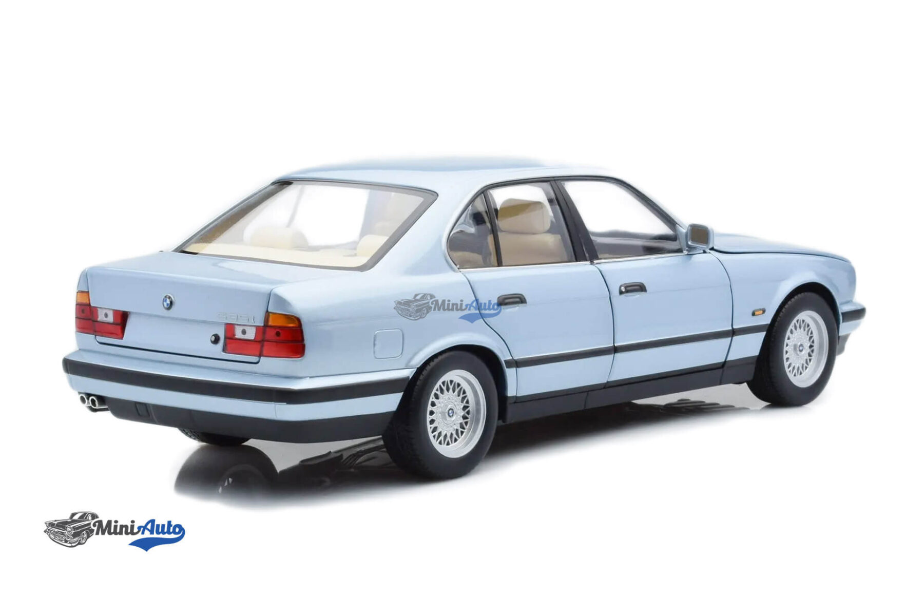 BMW E34 535i - 1988 - Blue - Image 3