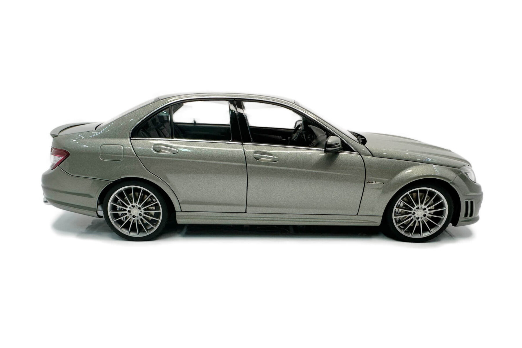 Mercedes Benz C-Class C63 AMG - 2008 - Grey - Image 3