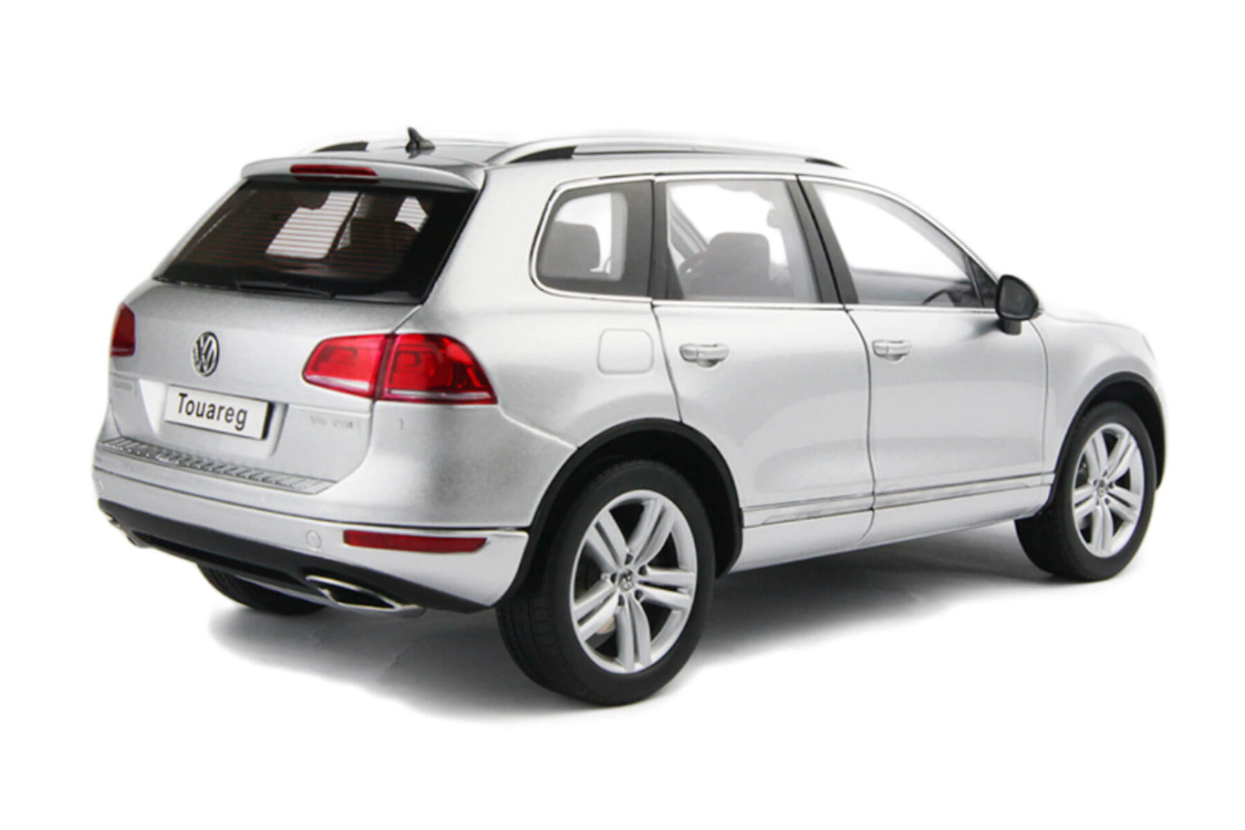 Volkswagen Touareg V6 FSi - 2010 - Silver - Image 2