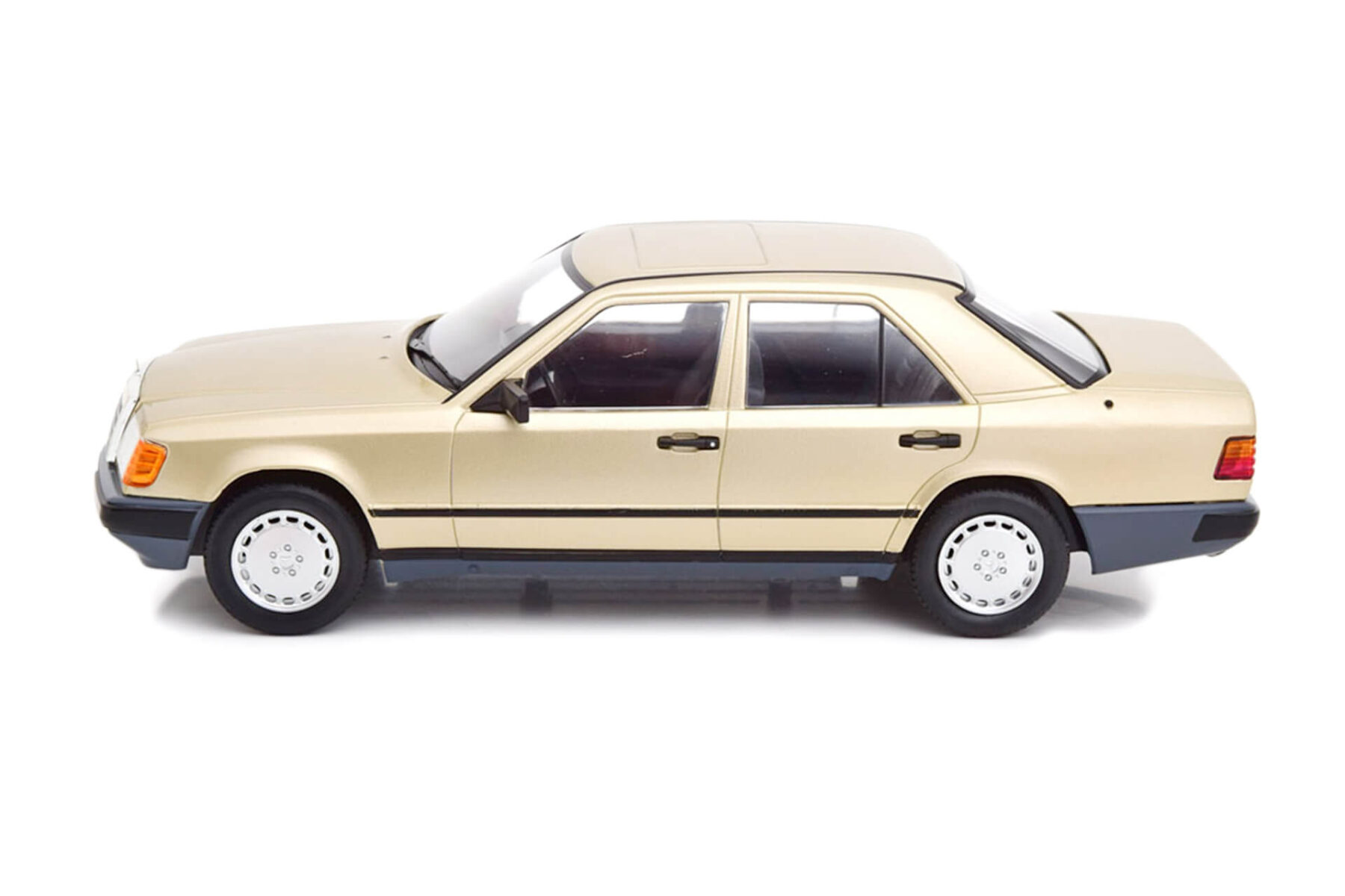 Mercedes Benz W124 E-Class 260E - 1984 - Gold - Image 3