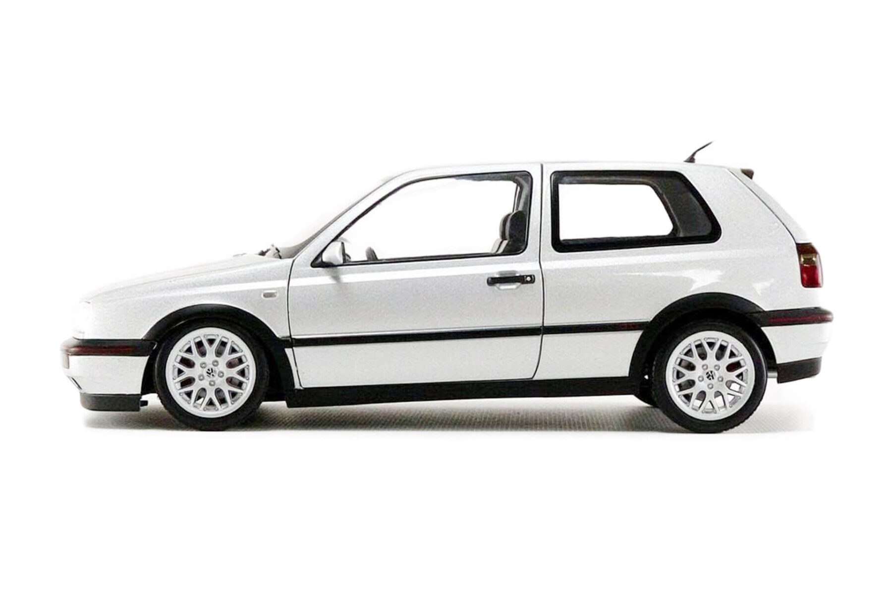 Volkswagen Golf III GTi - 1996 - Silver - Image 3