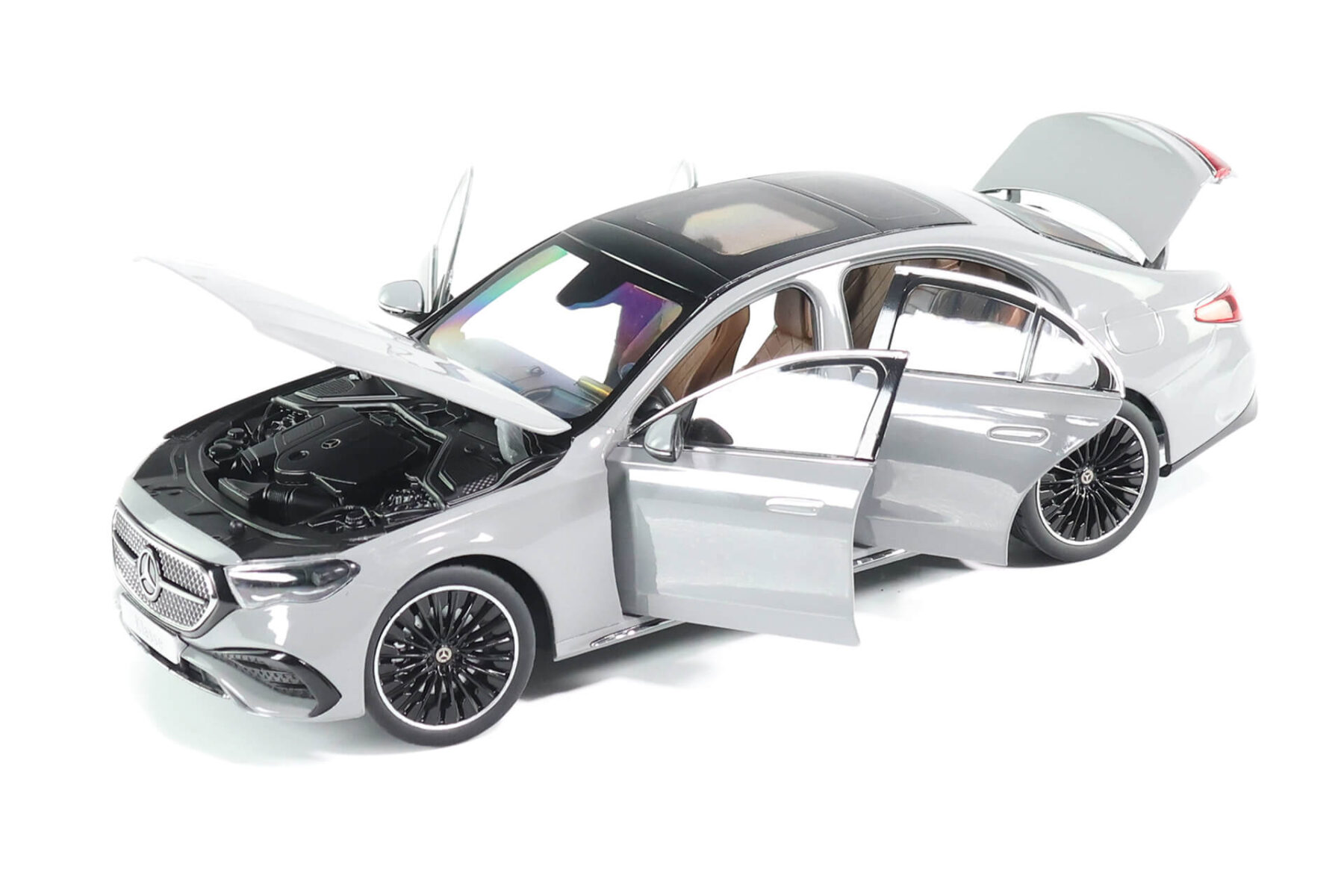 Mercedes Benz W214 E-Class - Dealer Edition - 2023 - Grey - Image 4