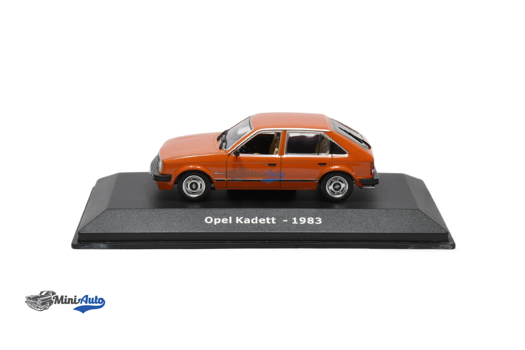 Opel Kadett - 1983 - Orange - Image 3