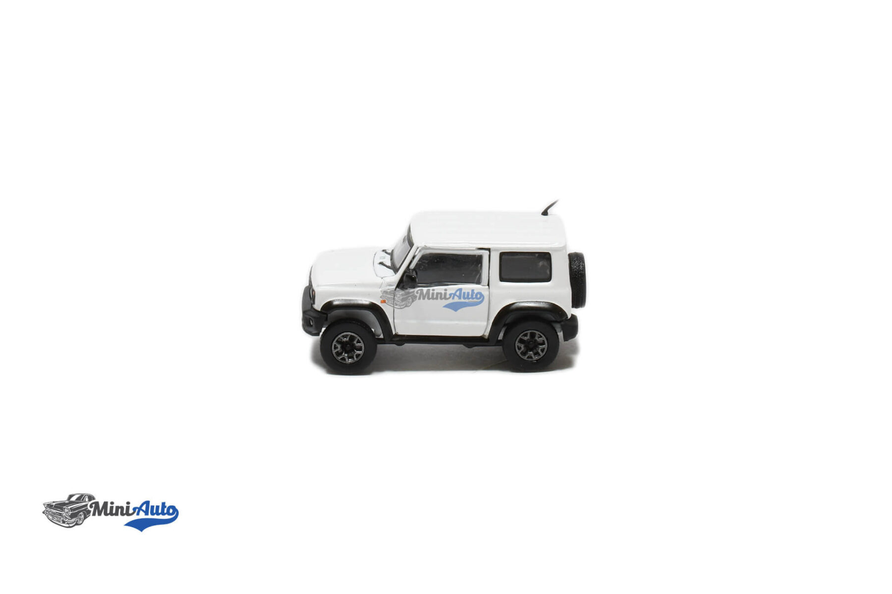 Suzuki Jimny - 2018 - White - Image 5