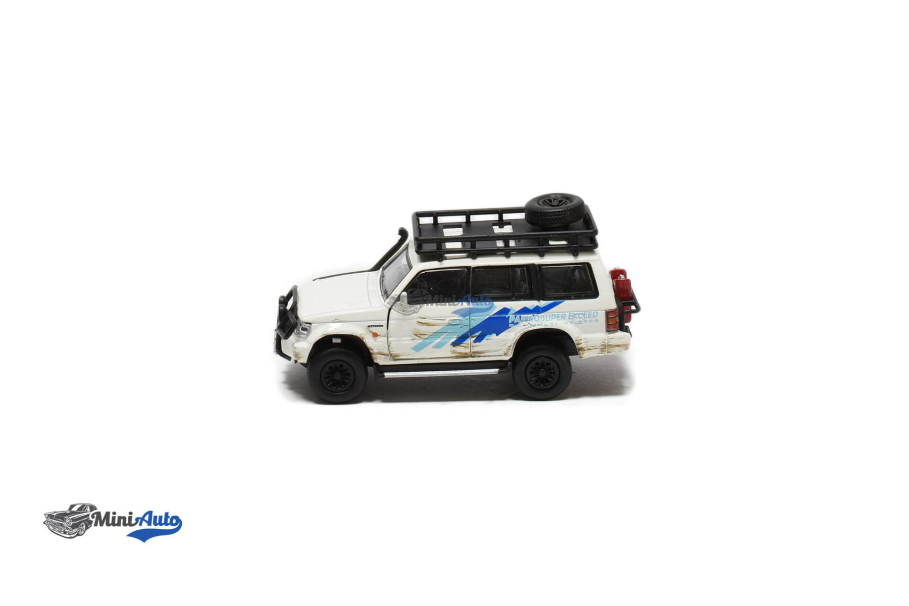 Mitsubishi Pajero 2nd Gen. - 1996 - White - Image 5