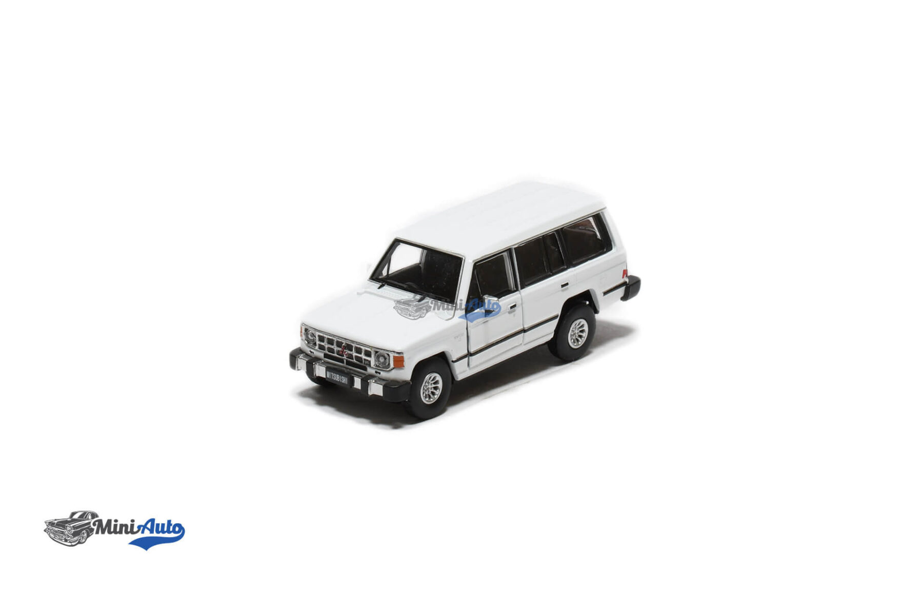 BM64B0188---Mitsubishi-Pajero-MKI---1983---White_1 Mitsubishi Pajero MKI - 1983 - White - Image 1