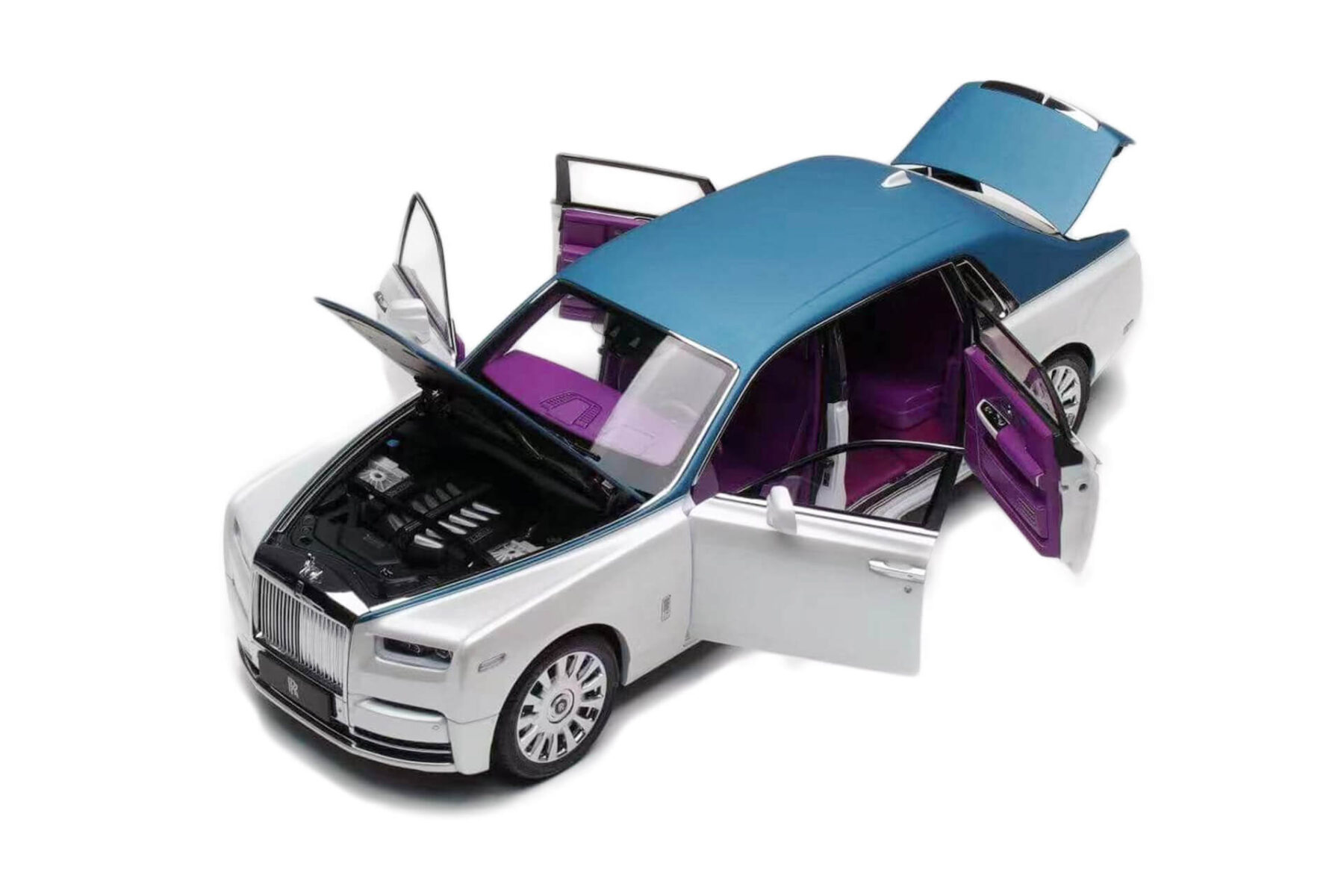 Rolls Royce Phantom VIII - 2022 - White/blue - Image 4