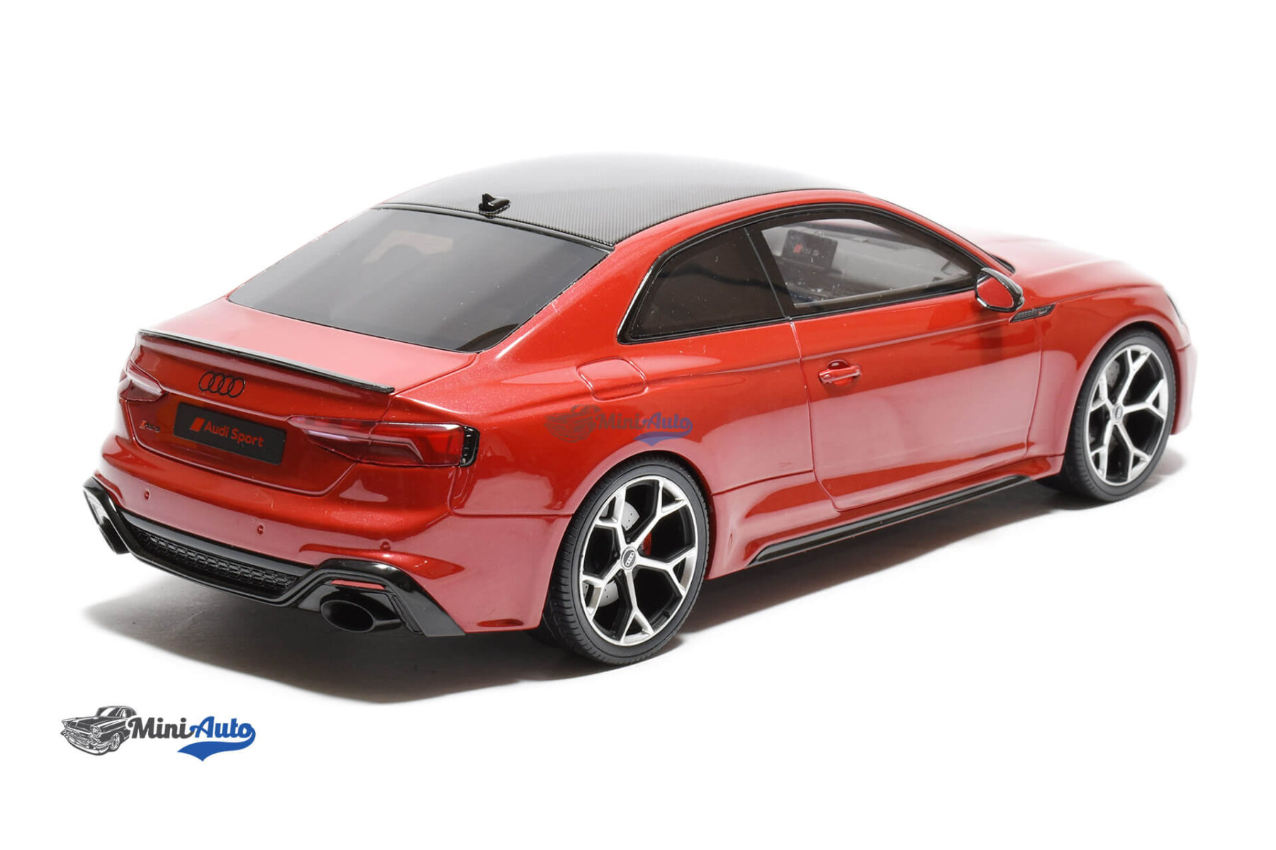 Audi RS5 Competition - 2019 - Red - Image 2