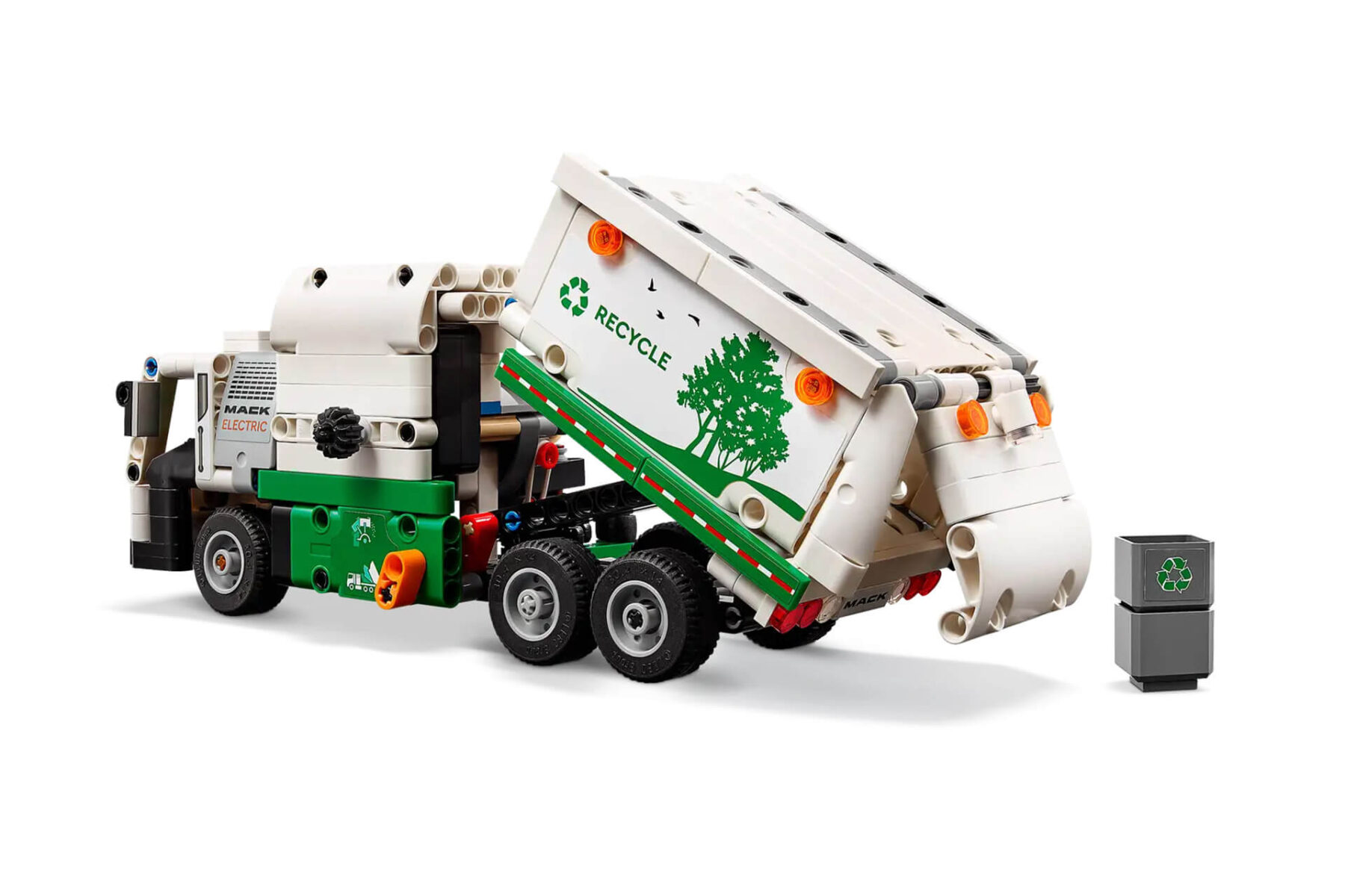Lego - Mack LR Electric Garbage Truck - Image 4