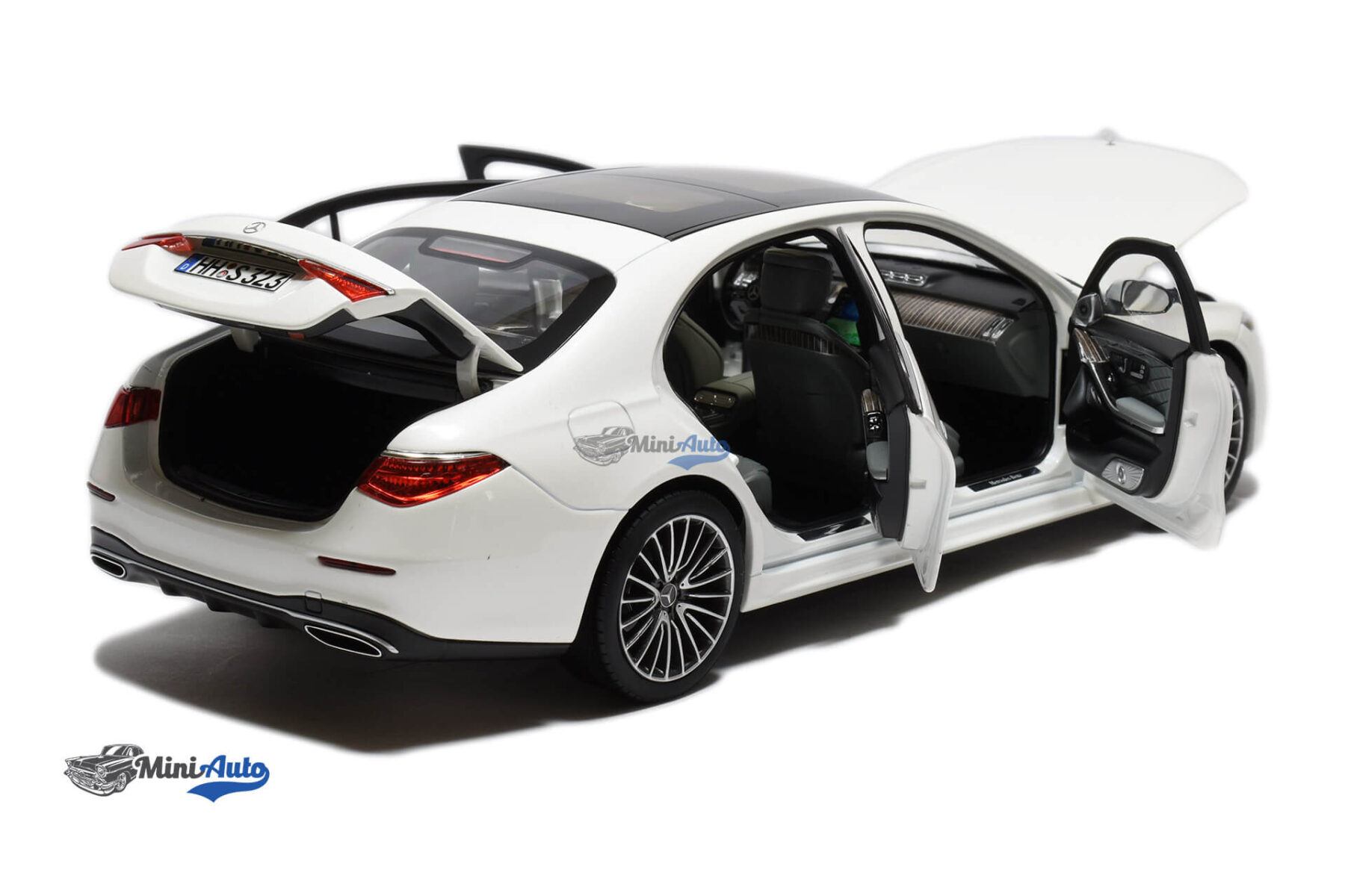 N183801---Mercedes-Benz-S-Class-AMG-Line---2021---White_4 Mercedes Benz S-Class AMG Line (Limited 500pcs.) - 2021 - White - Image 4