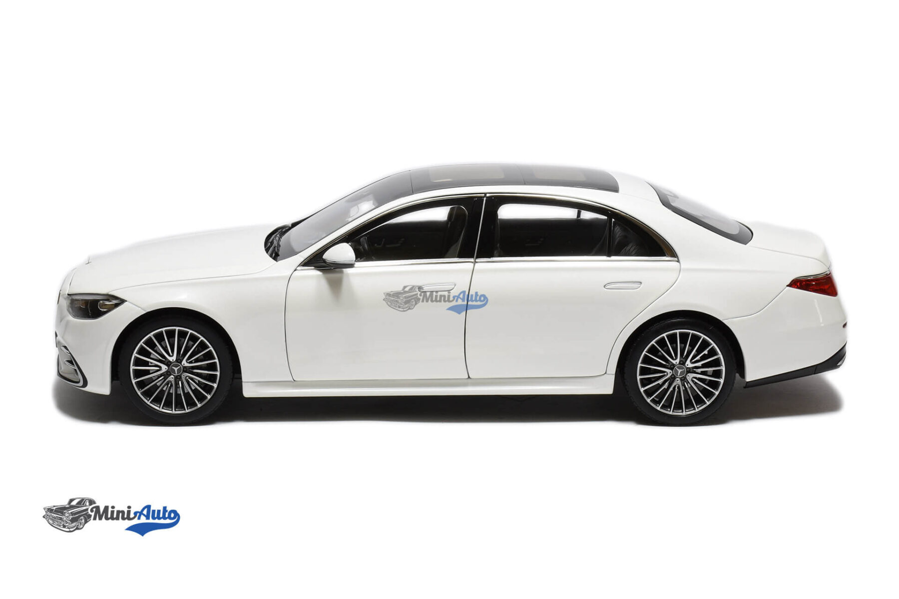 N183801---Mercedes-Benz-S-Class-AMG-Line---2021---White_5 Mercedes Benz S-Class AMG Line (Limited 500pcs.) - 2021 - White - Image 5