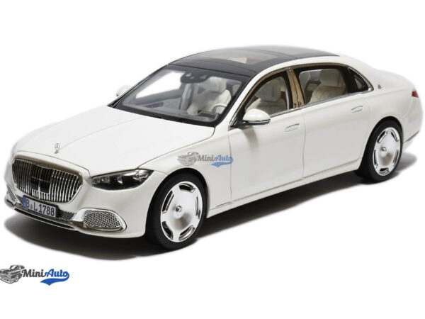 Mercedes Benz S-Class S680 Maybach - 2021 - White