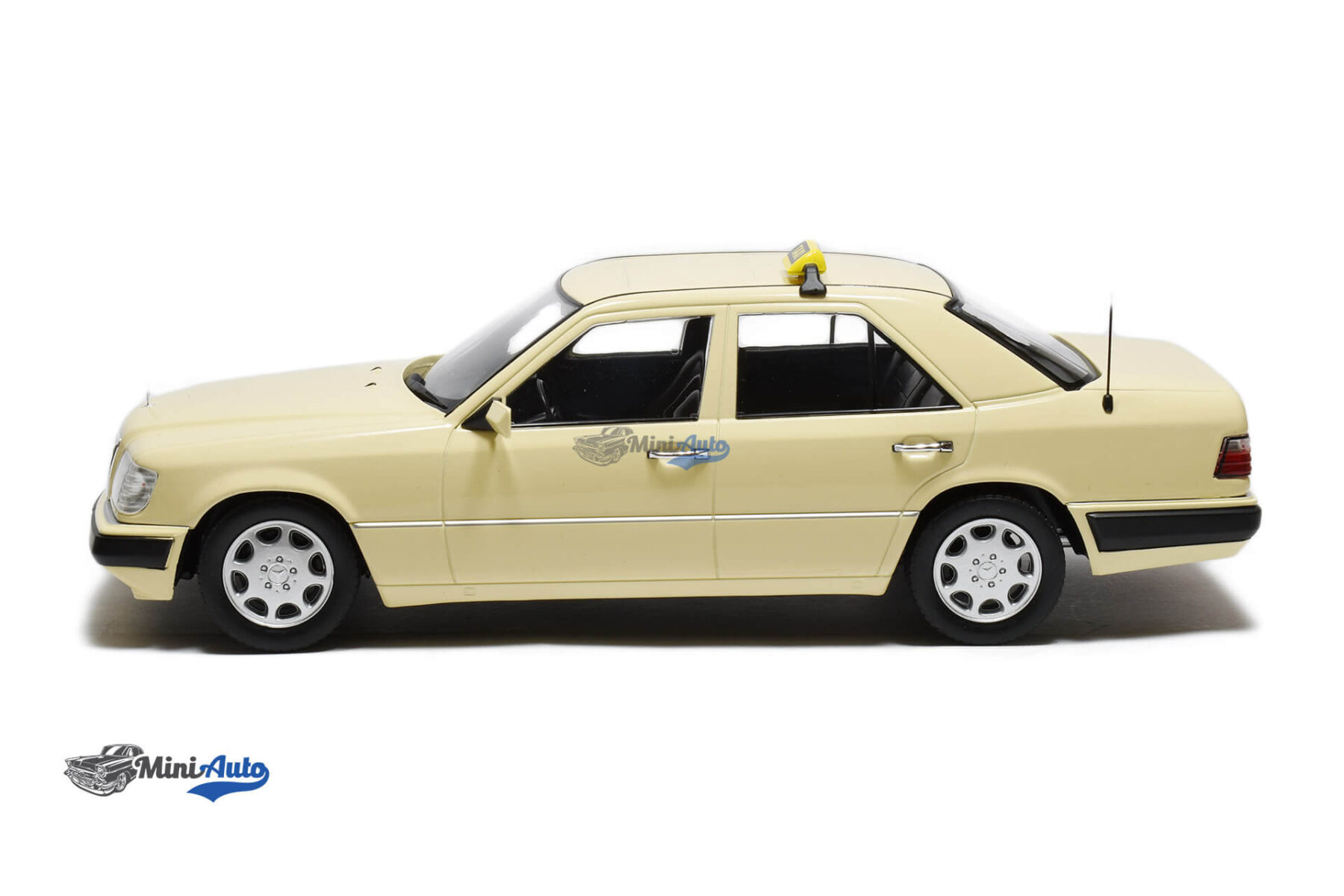 Mercedes Benz E-Class W124 Taxi - 1989 - Beige - Image 3