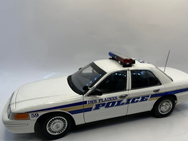 Ford Crown Victoria Police Autoart 1/18