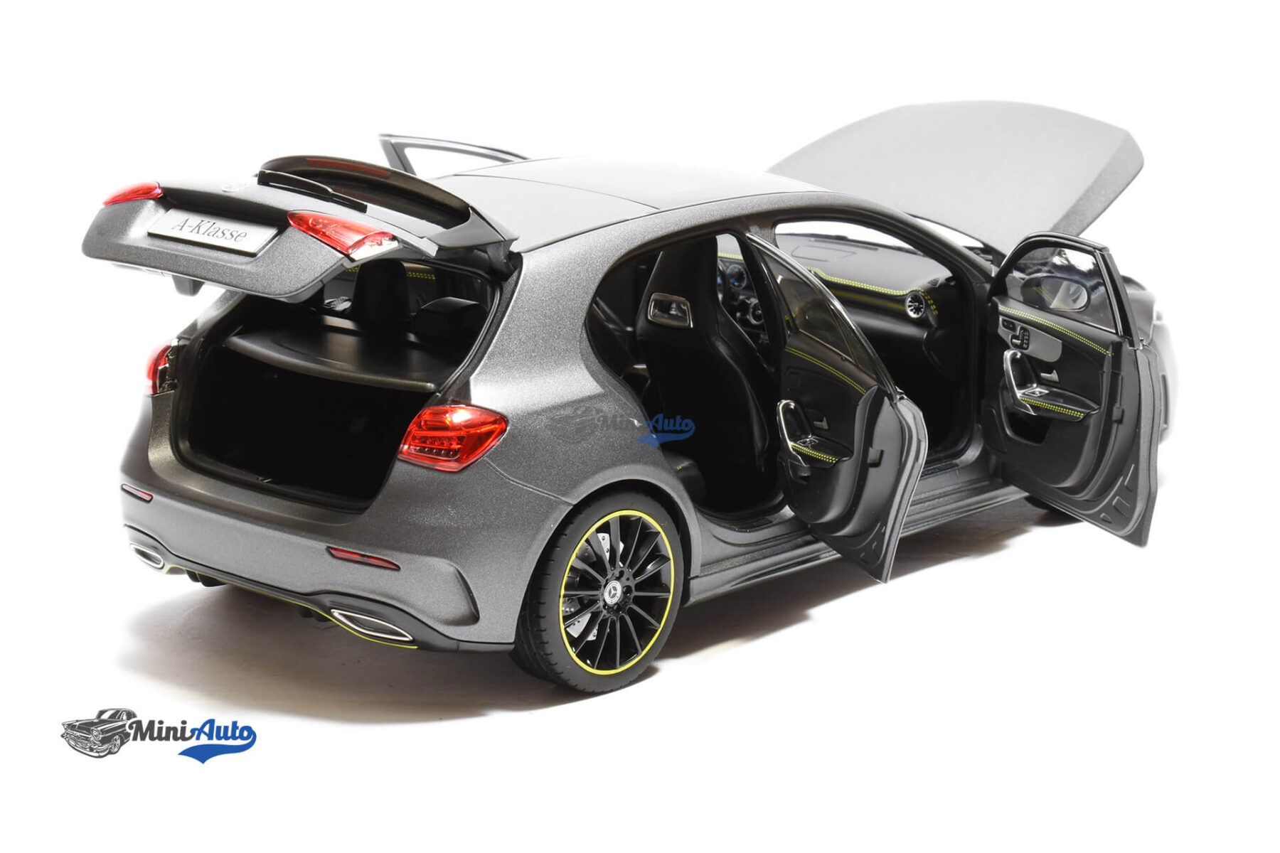 Mercedes Benz A-Class W177 - 2018 - Grey - Image 4