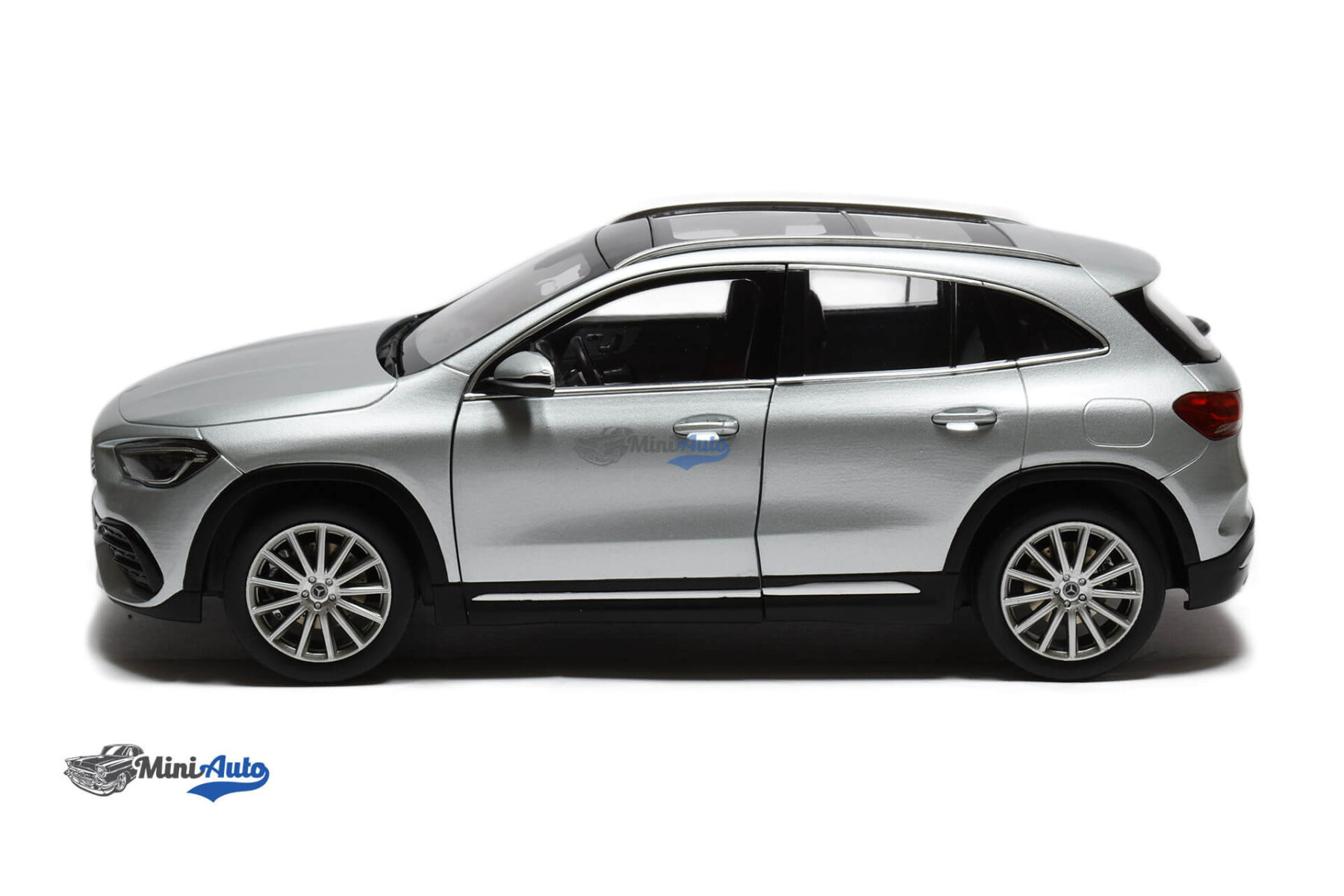 Mercedes Benz GLA H247 - 2020 - Silver - Image 5