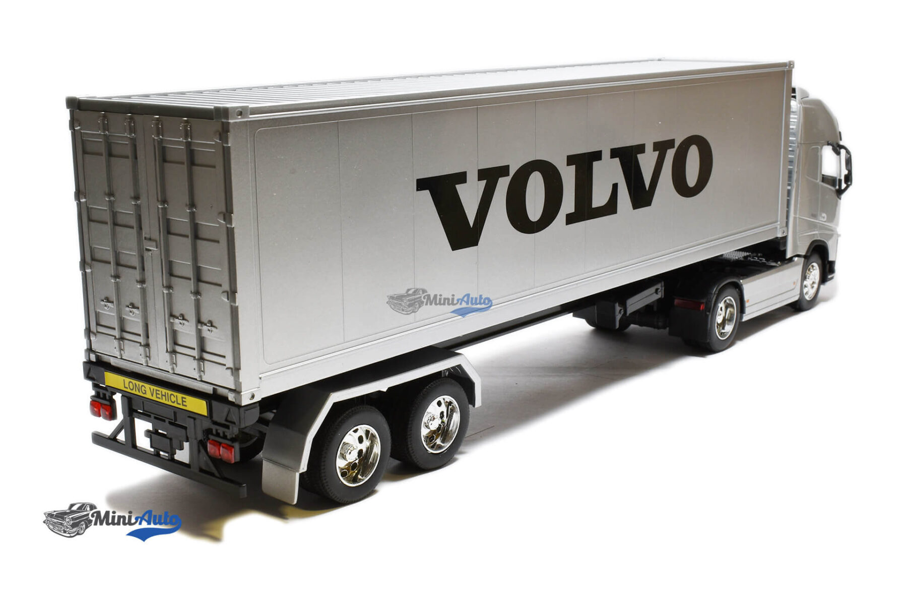 WEL32691S-W-SILVER---Volvo-FH---2015---Silver_2 Volvo FH - 2015 - Silver - Image 2
