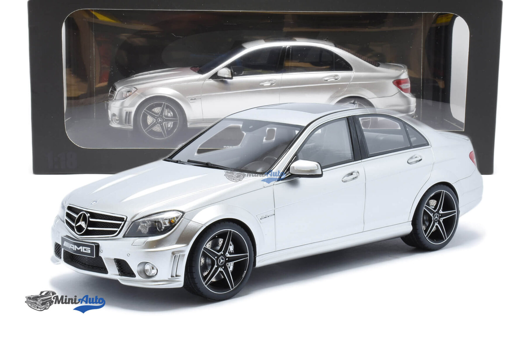 Mercedes Benz C63 AMG W204 - 2007 - Silver - Image 4