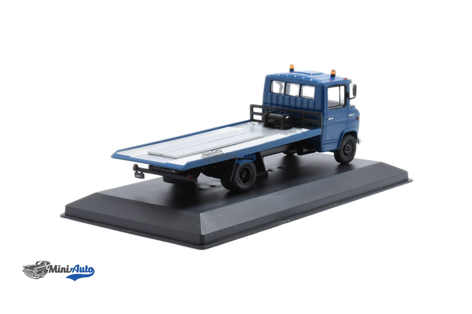 Mercedes Benz L608D - 1980 - Blue - Image 2