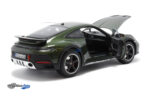 Porsche 911 992 Dakar 3.0 Coupe - 2023 - Green - Image 4