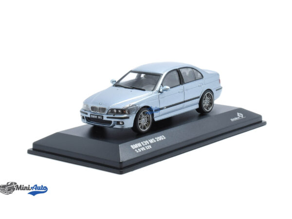 BMW E39 M5 5.0L V8 32V - 2003 - Silver