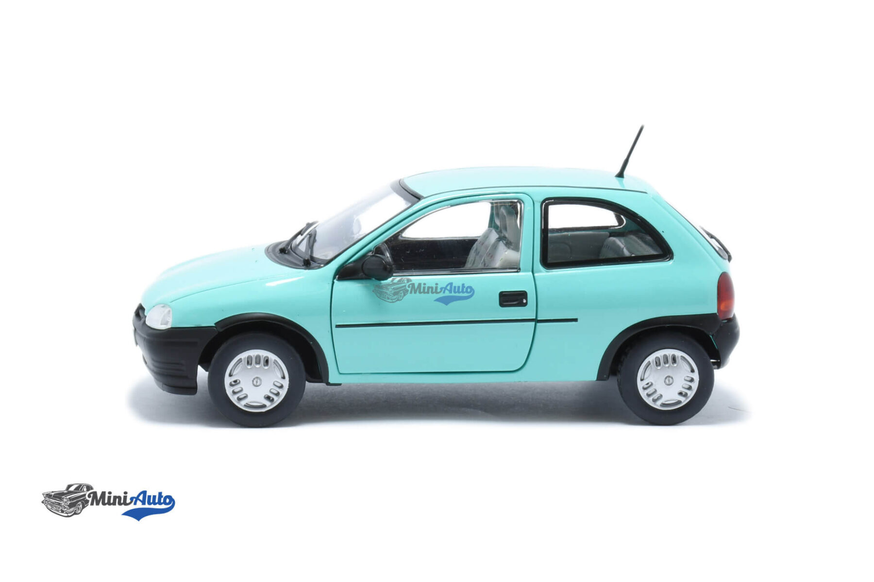 Opel Corsa B - 1993 - Blue - Image 5