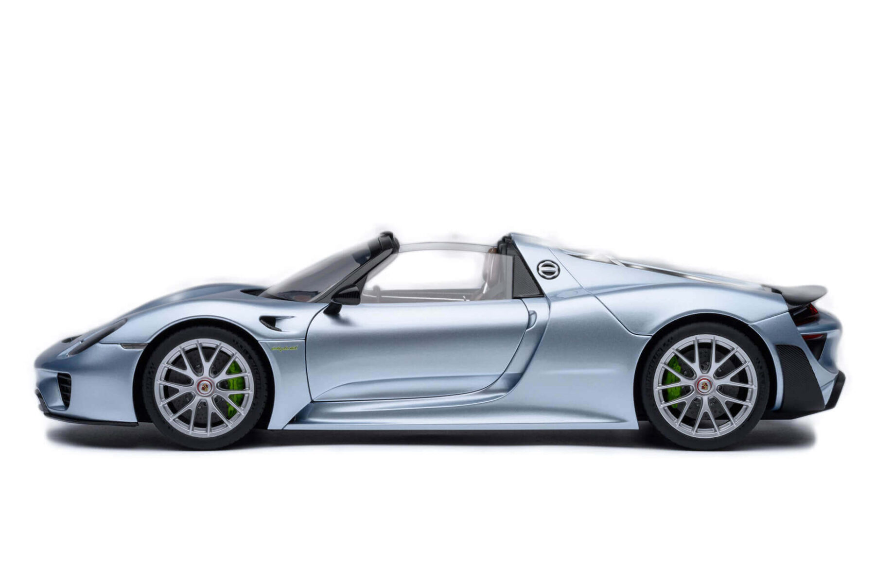 77923-Porsche-918-Spyder-Weissach-Package-Autoart-Liquid-blue_3 Porsche 918 Spyder - 2015 - Blue - Image 3