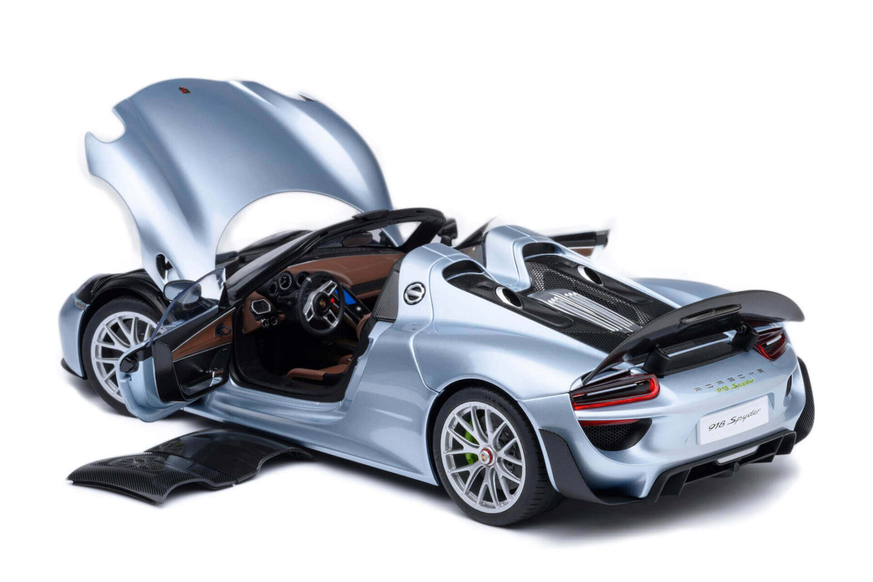 77923-Porsche-918-Spyder-Weissach-Package-Autoart-Liquid-blue_8 Porsche 918 Spyder - 2015 - Blue - Image 8