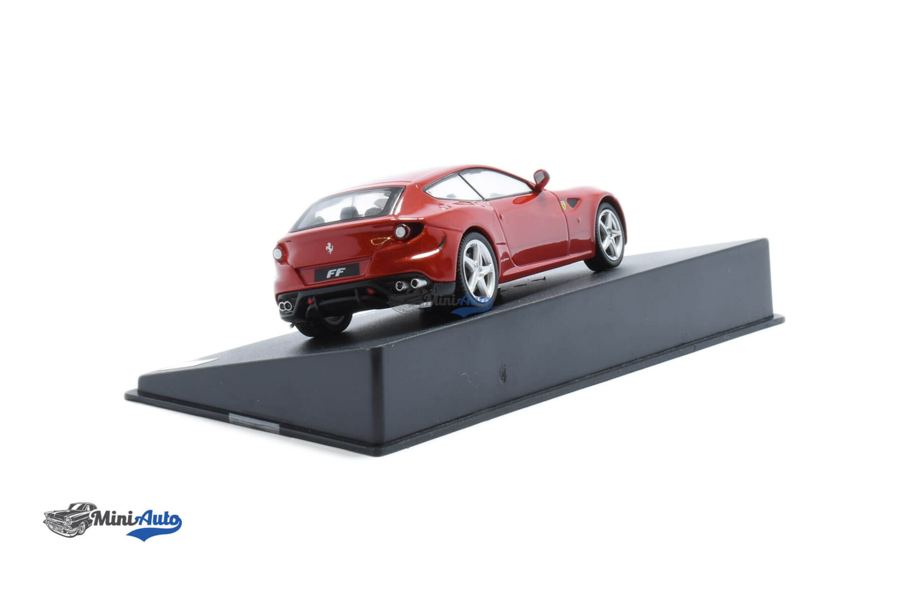 NOV73088---Ferrari-FF---2011---Red_2 Ferrari FF - 2011 - Red - Image 2