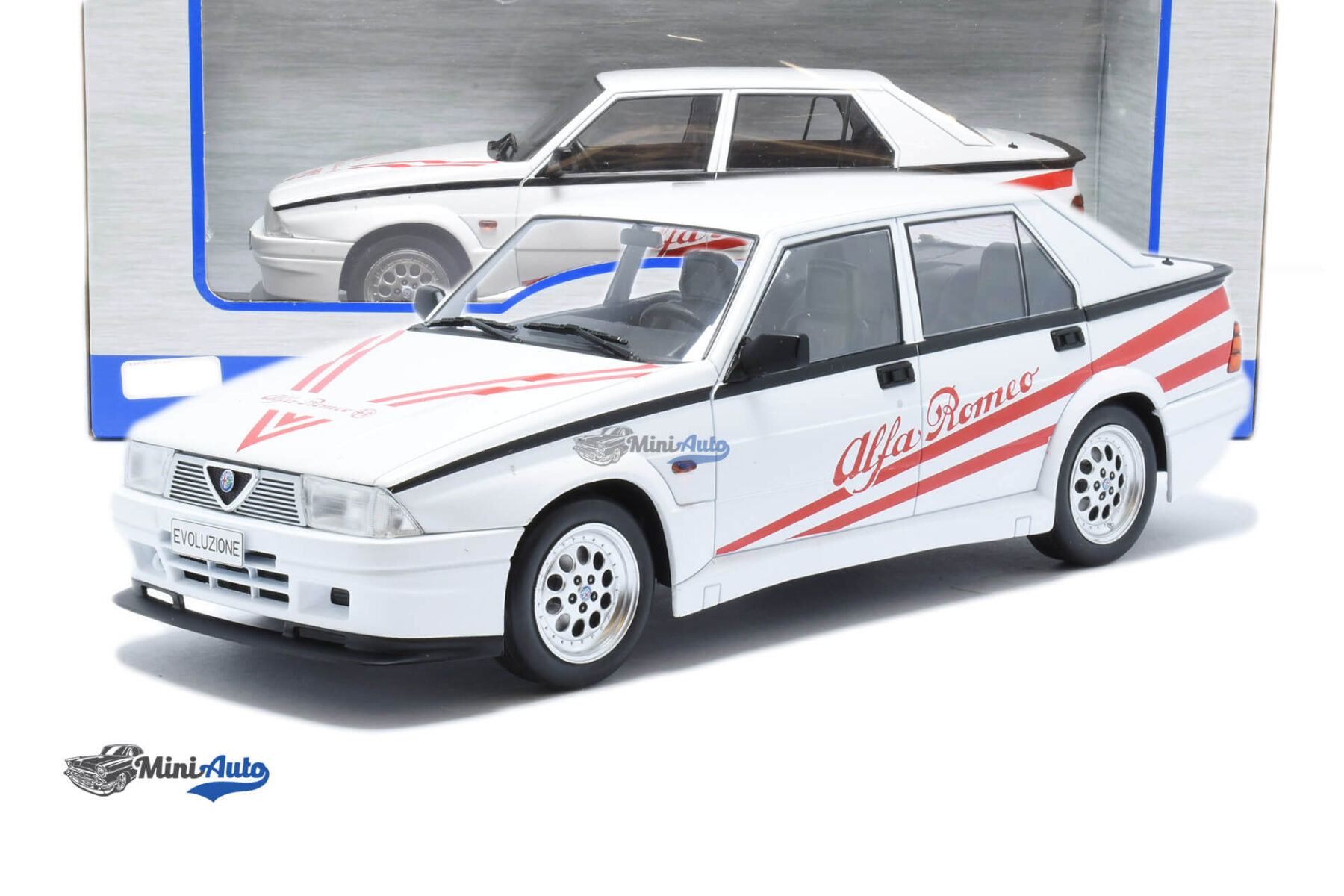 MCG18430---Alfa-Romeo-75-Turbo-Evoluzione---1987---WhiteRed_4 Alfa Romeo 75 Turbo Evoluzione - 1987 - White/Red - Image 4
