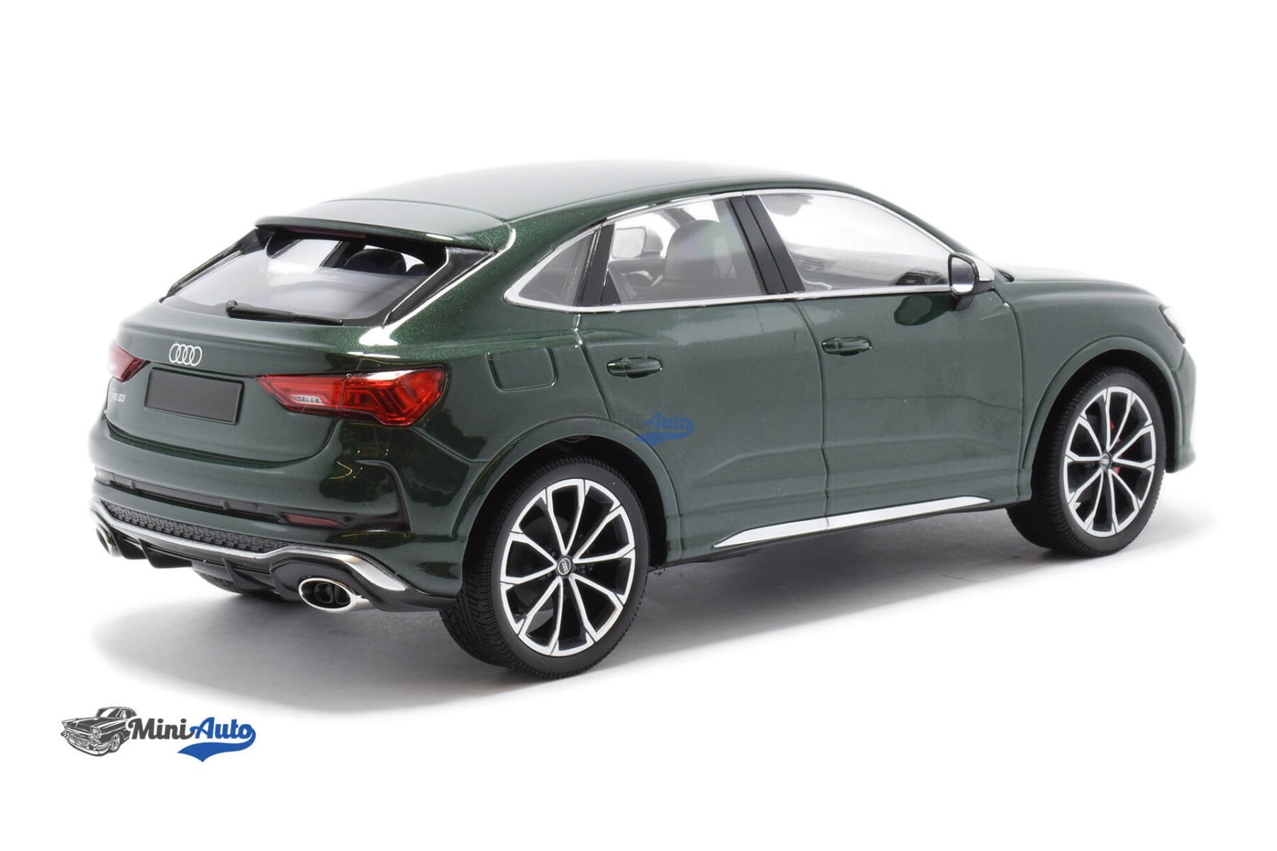 Audi RS Q3 Sportback - 2019 - Dark Green - Image 2