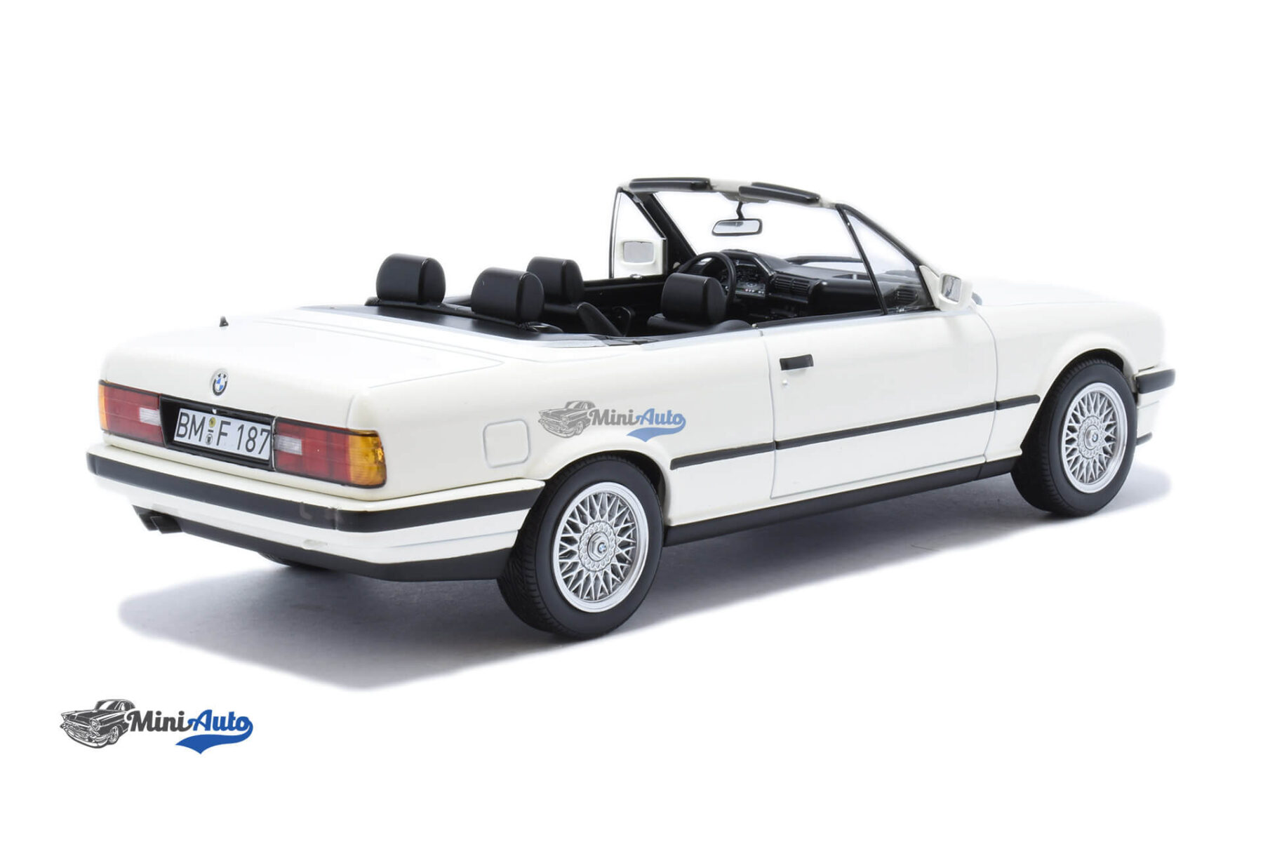 BMW E30 325i Cabriolet - 1991 - White - Image 2