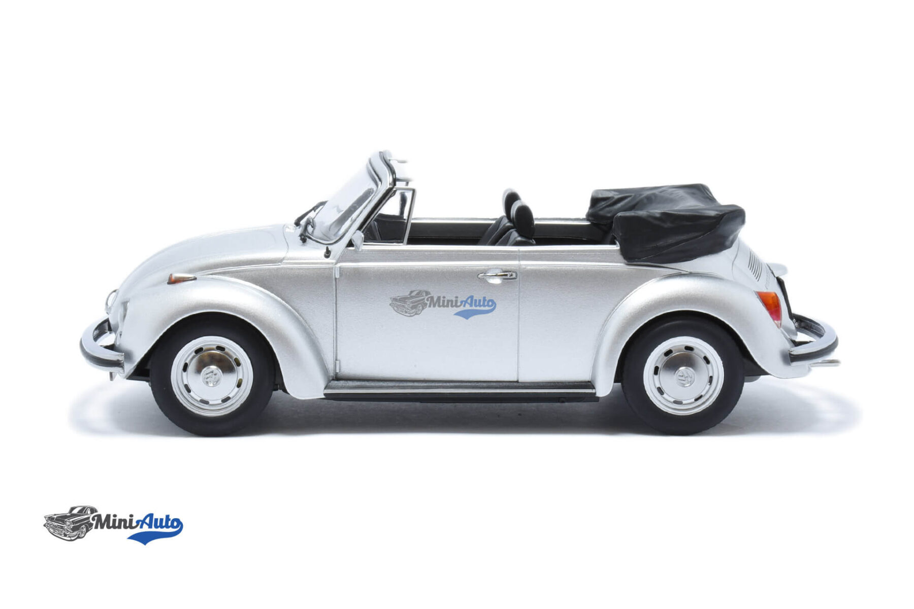 Volkswagen Beetle 1303 Cabriolet - 1973 - Silver - Image 3