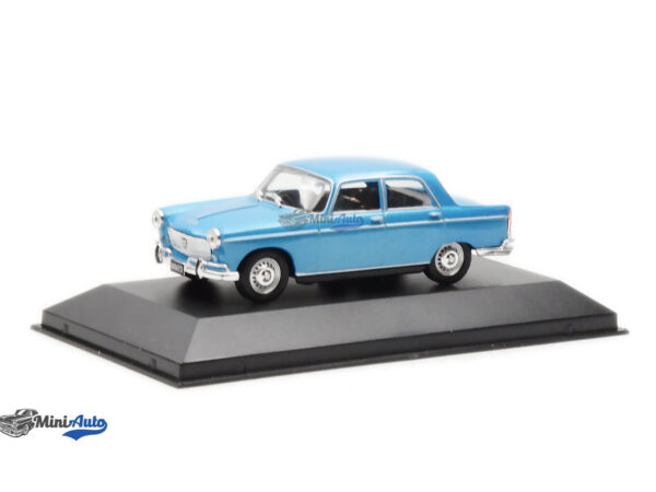 Peugeot 404 - 1968 - Light Blue Met