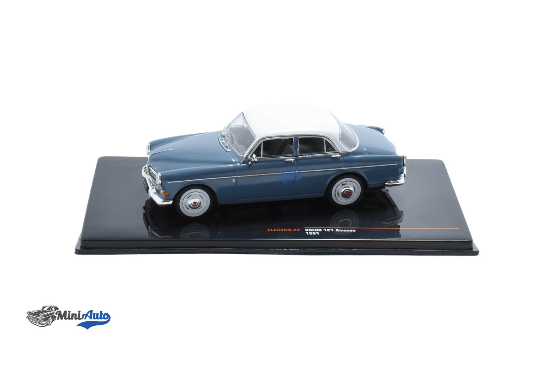 Volvo 121 Amazon - 1961 - Grey/White - Image 3