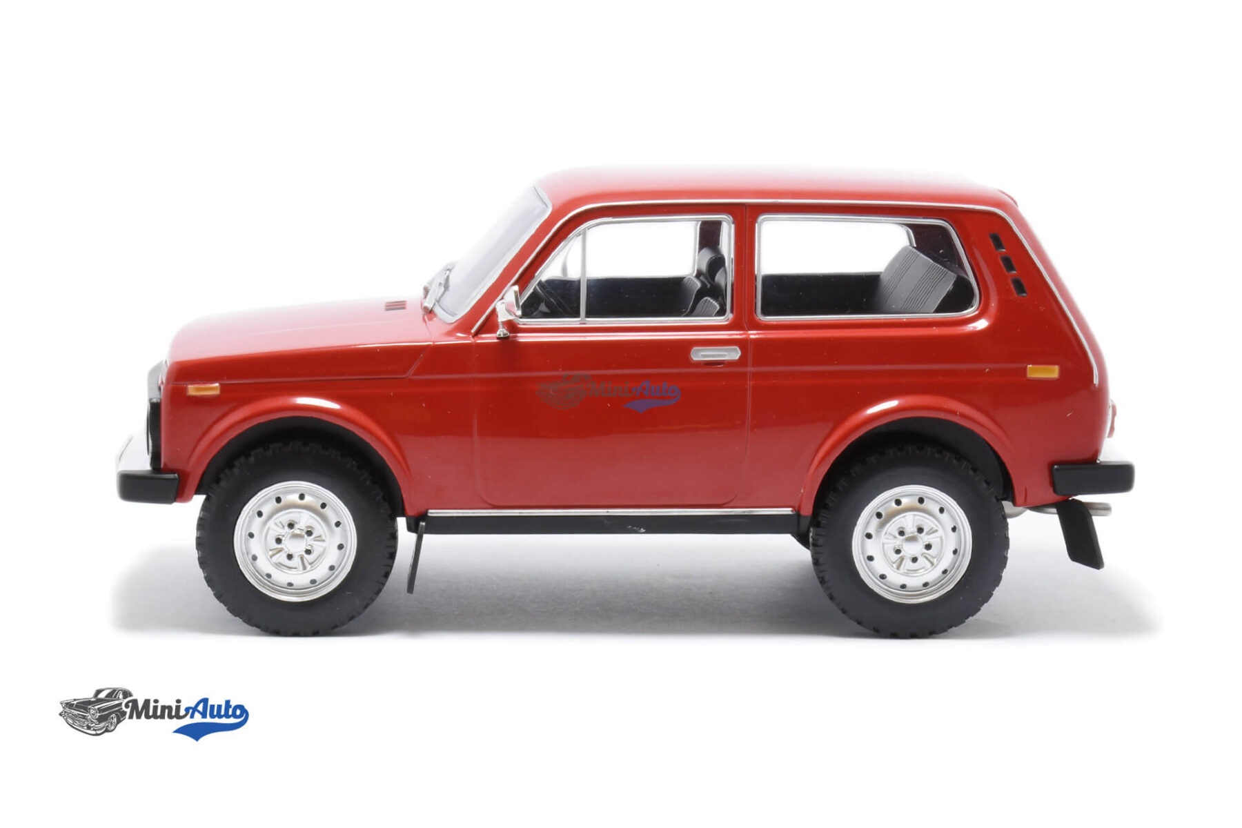 Lada Niva - 1976 - Red - Image 3