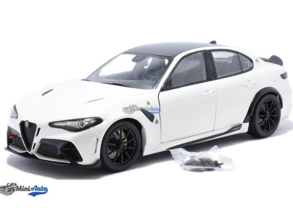 Alfa Romeo Giulia GTA - 2022 - White