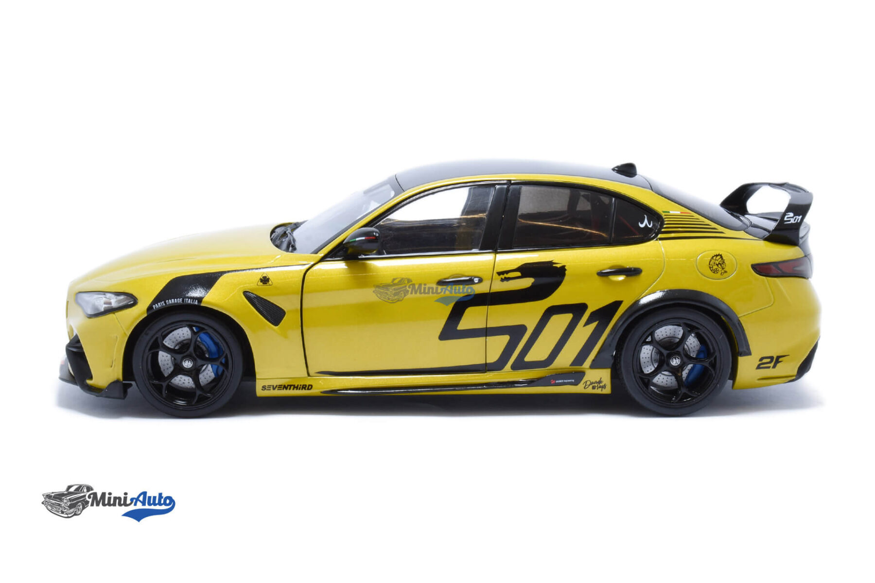 Alfa Romeo Giulia GTA Nagemaakt - 2022 - Yellow - Image 5