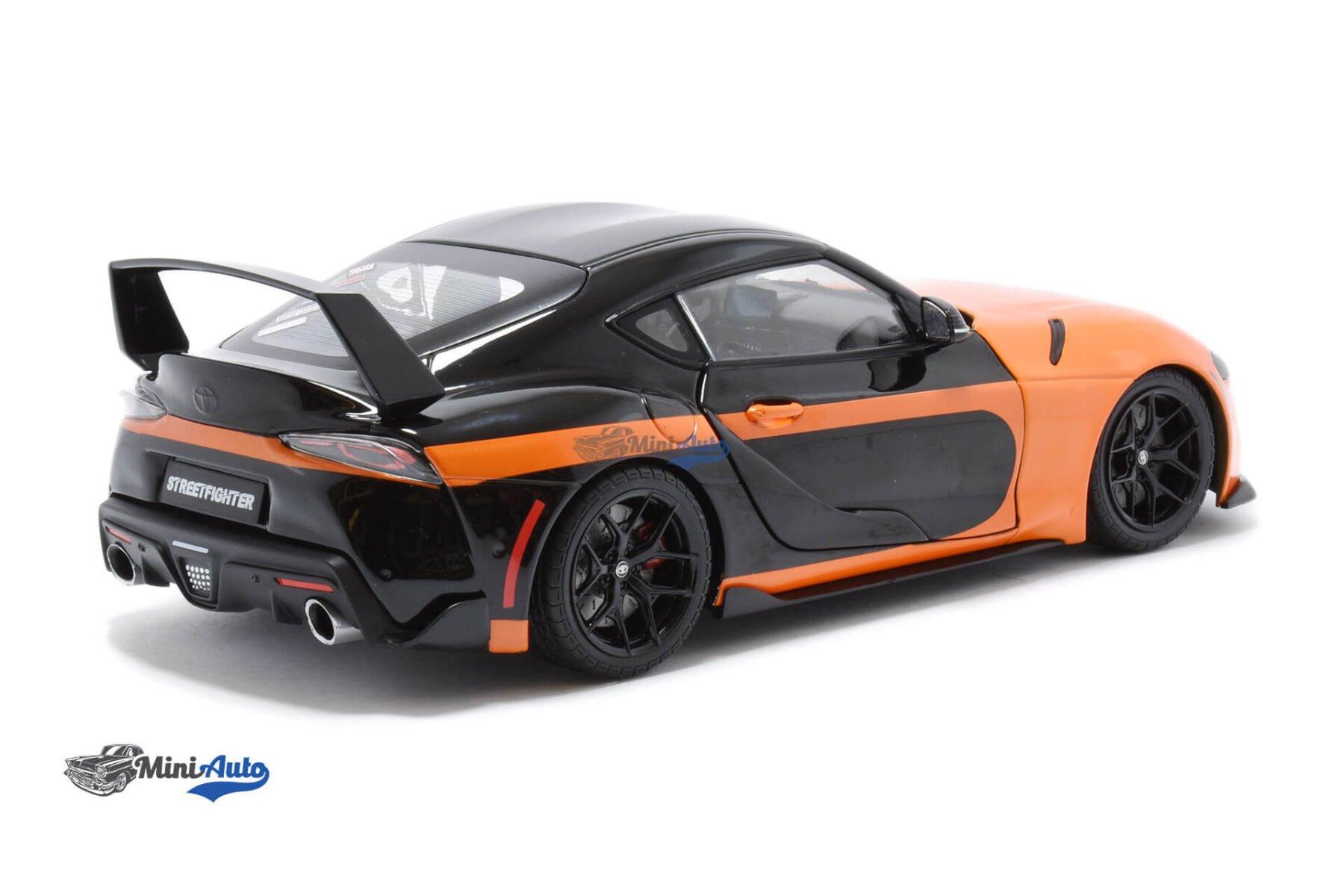 Toyota Supra GR - 2023 - Orange/Black - Image 3