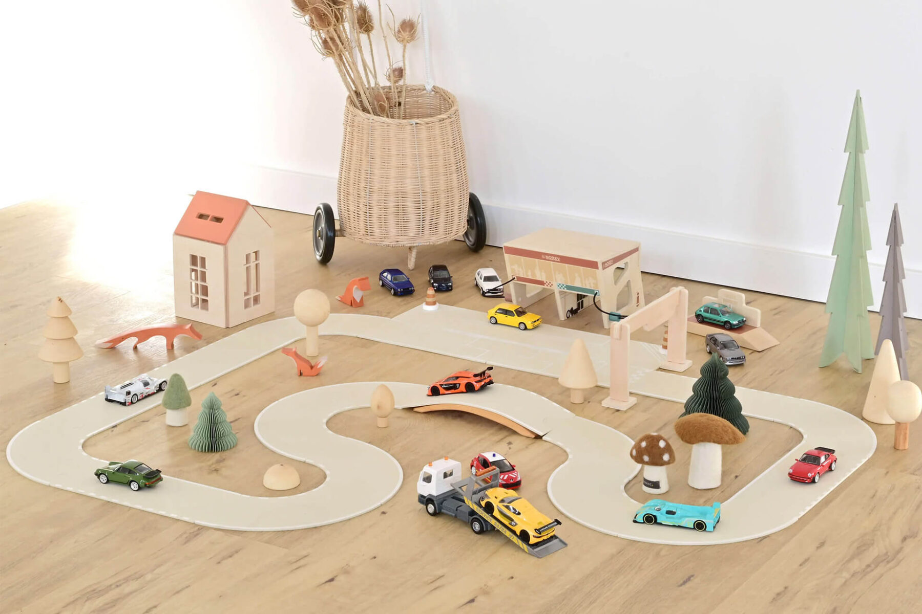 Racing Circuit - Image 2