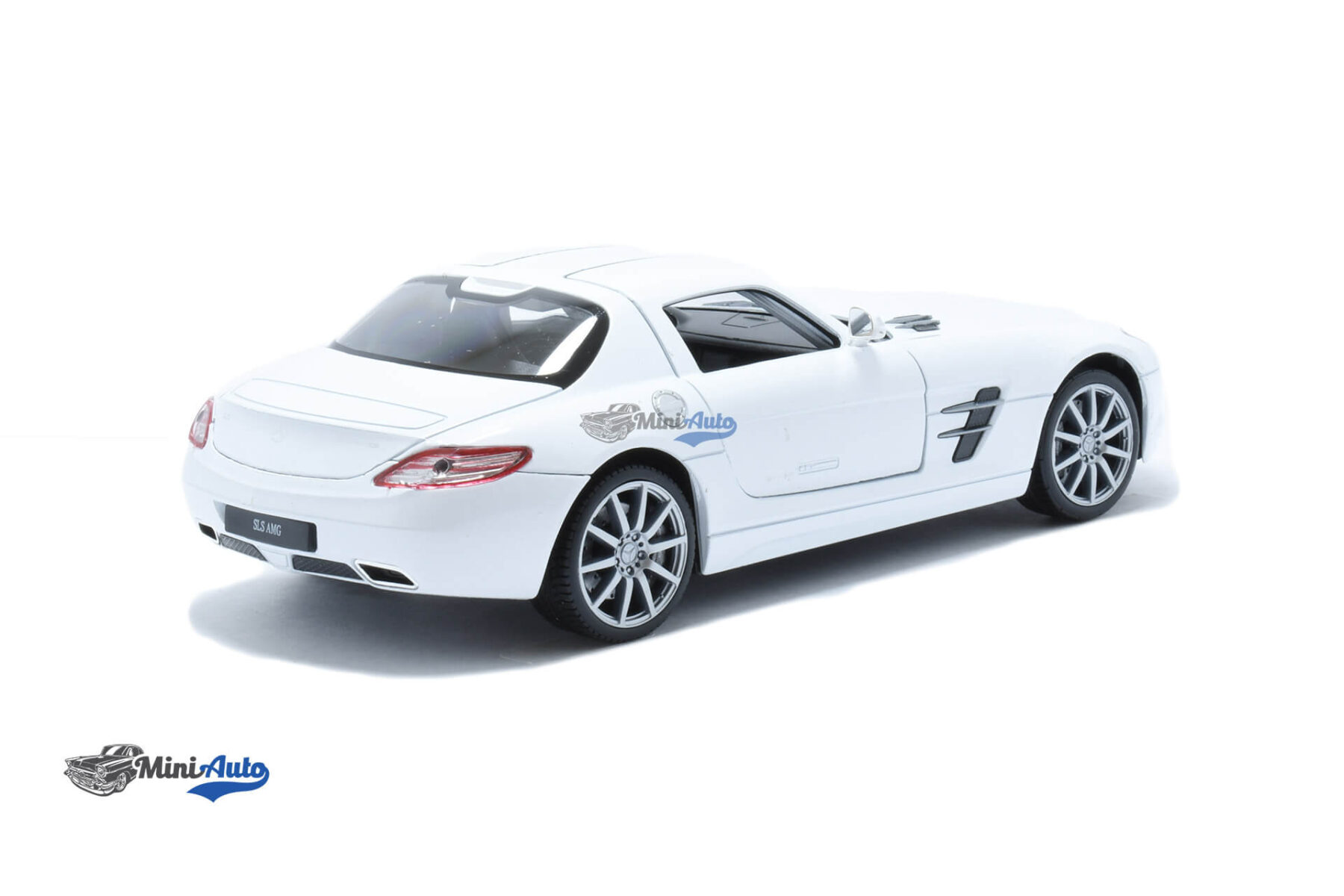 Mercedes Benz SLS AMG C197 - 2012 - White - Image 3