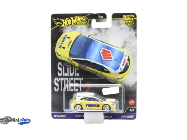 Toyota Corolla GR - 2023 - Yellow/Blue