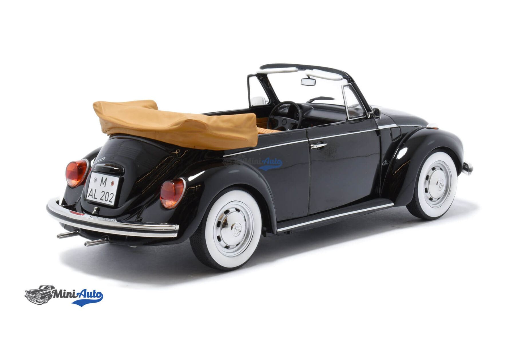Volkswagen Beetle 1303 Cabriolet - 1972 - Black - Image 2