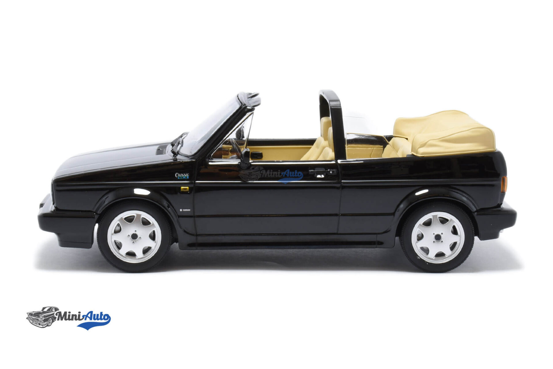 Volkswagen Golf 1 Cabriolet - 1992 - Black - Image 3