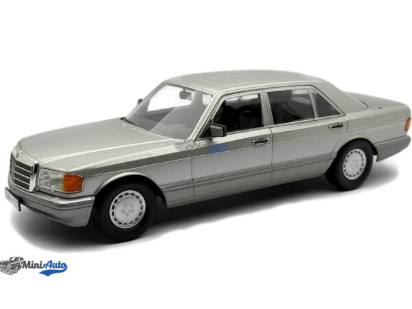 Mercedes Benz W126 560 SEL - 1985 - Silver