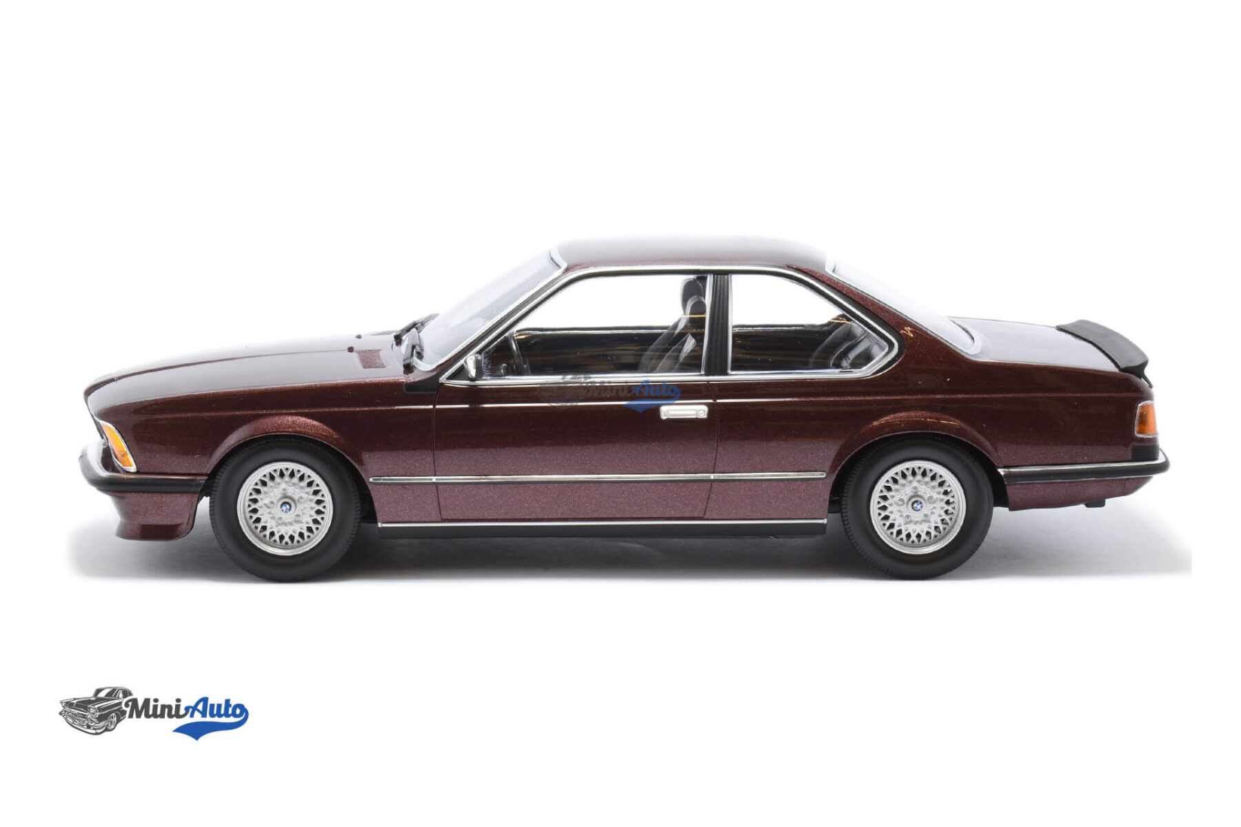 BMW 635 CSi E24 - 1982 - Dark Red - Image 3